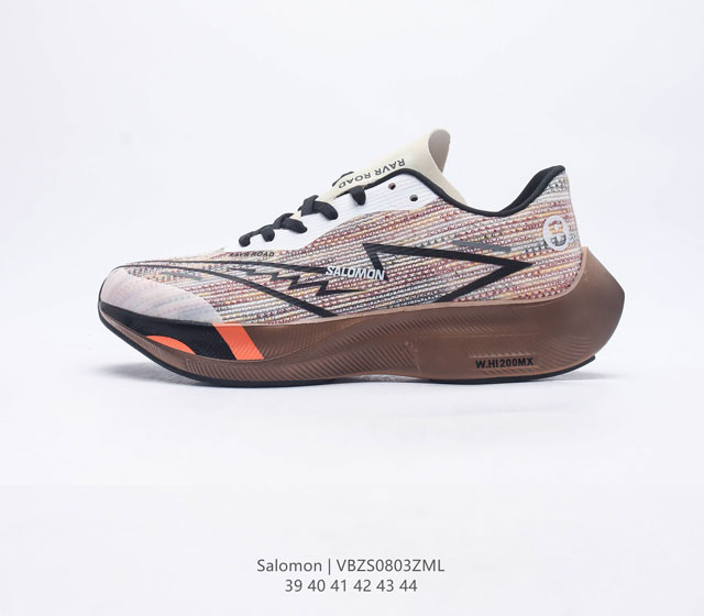 萨洛蒙 Salomon 缓冲轻量 缓震回弹运动鞋男士越野跑鞋Salomon 是一个法国专业户外运动品牌 它生产鞋的本意 是让人们穿着去进行一些越野跑等山地运动