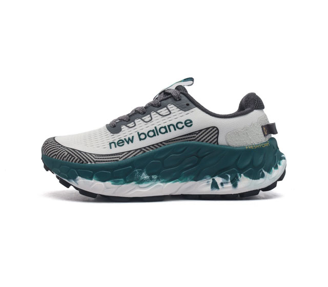新百伦 [New Balance] Fresh Form 男士运动鞋 厚底增高跑鞋 这款跑鞋不仅有着以大数据为基础的fresh Foam虎蜂大底 还有着独创的h
